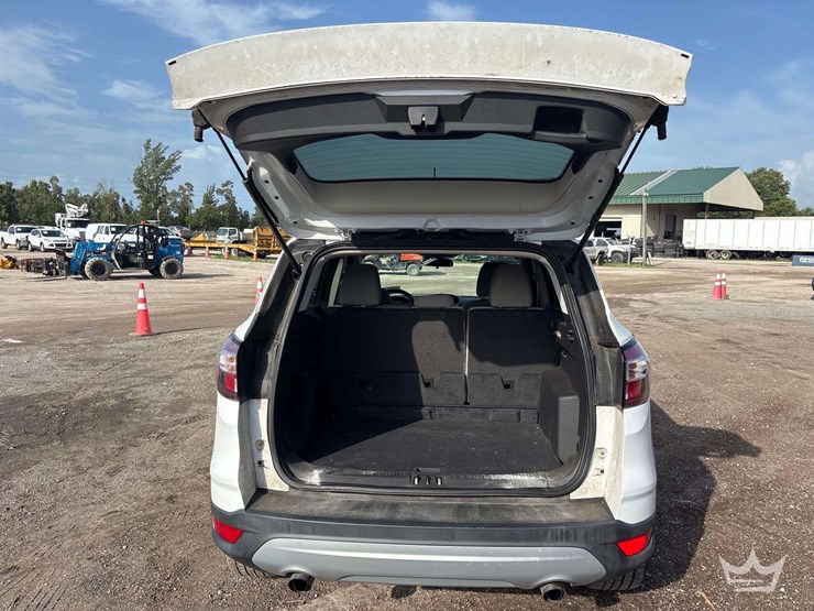 2017-ford-escape-image-26