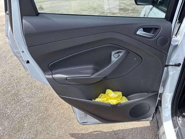 2016-ford-escape-image-21