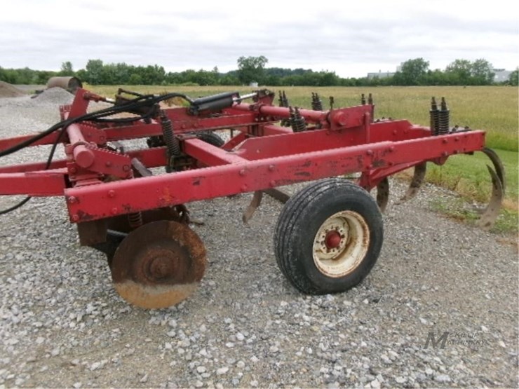 international-6500-image-13