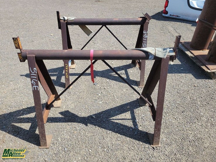 steel-pipe-sawhorse-image-2
