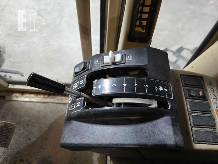 2006-caterpillar-140h-image-22