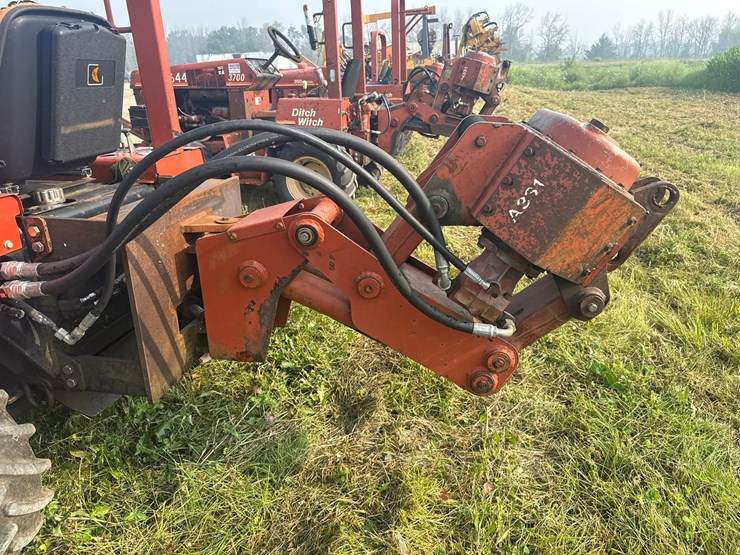 ditch-witch-rt40-image-53