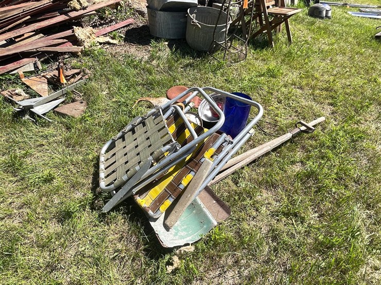 #3240-•-snow-shovels-and-vintage-trike-image-4