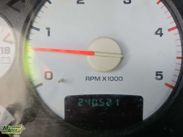 2004-dodge-ram-2500-image-25