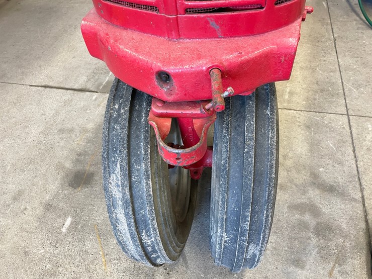 #1039-•-mccormick-farmall-h-tractor-(galesville,-wi)-image-24