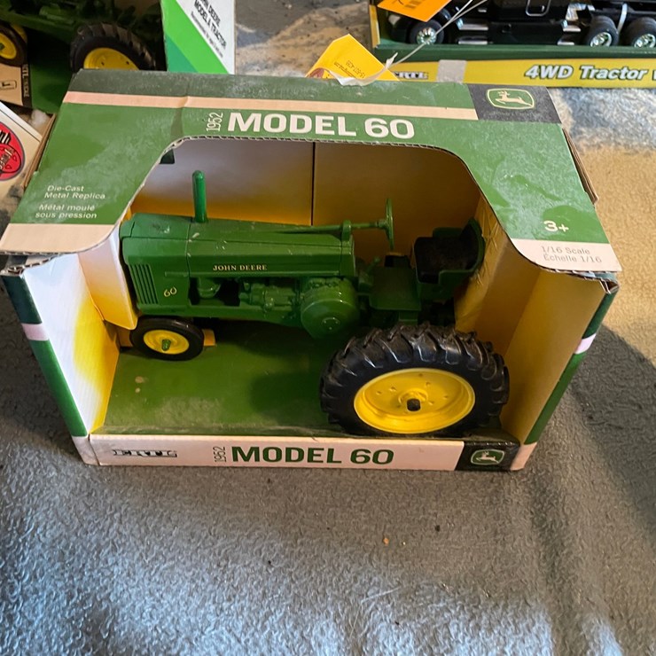 JOHN DEERE 60
