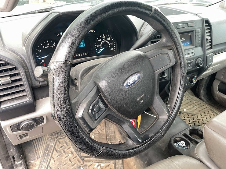 2016-ford-f150-image-45
