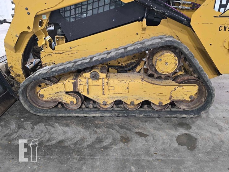 2022-caterpillar-259d3-image-26