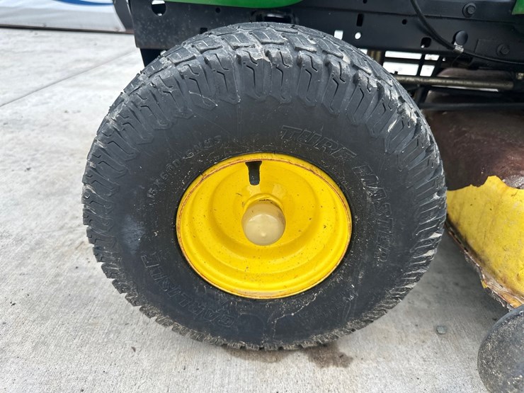 john-deere-d110-image-28