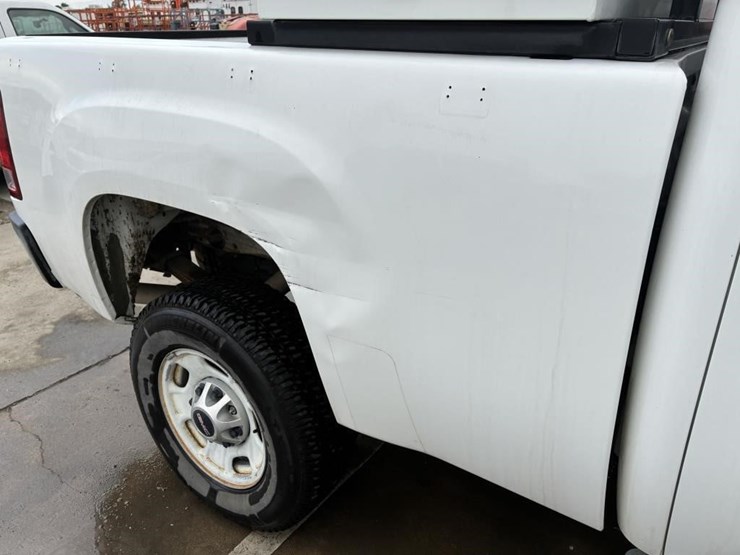 2012-gmc-sierra-2500-image-6