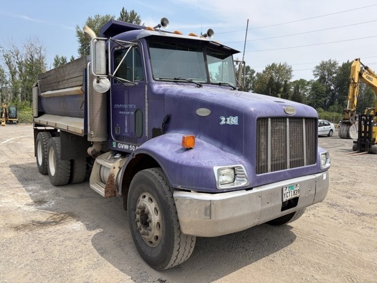 2000-peterbilt-330-image-2