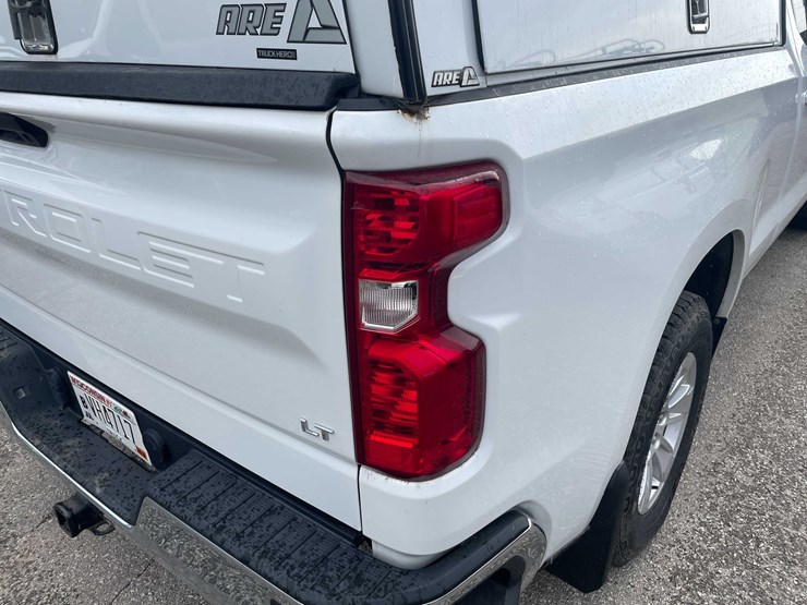 2020-chevrolet-1500-image-26