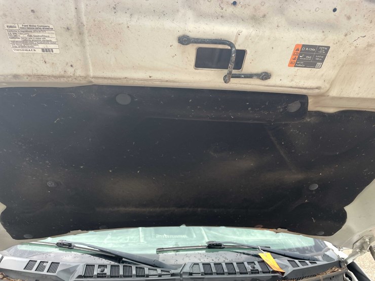 2017-ford-f150-xl-image-66