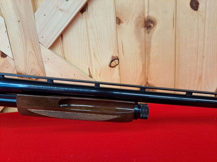 browning-invector-bps-12-gauge-pump-action-shotgun-image-12