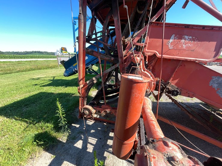#1025-•-allis-chalmers-10-roto-baler-image-22