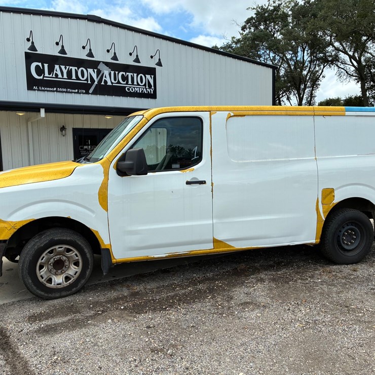 2019 NISSAN NV2500