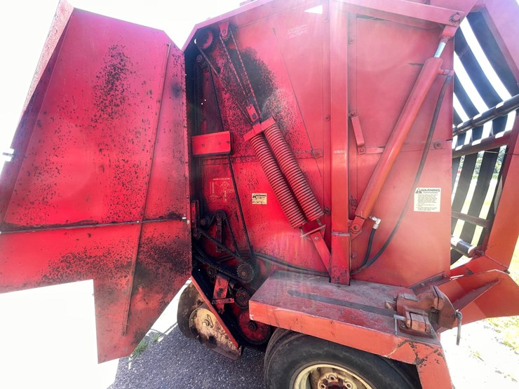 #1024-•-gehlbale-1500-baler-image-28