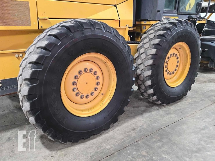 2016-deere-670g-image-30
