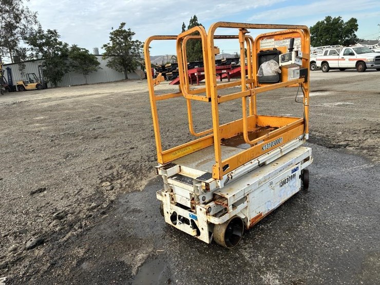2013-hybrid-h31030-image-3