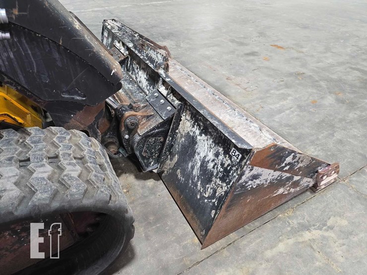 2021-jcb-3ts-8t-image-11