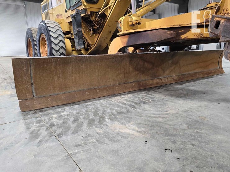 2003-caterpillar-12h-image-10
