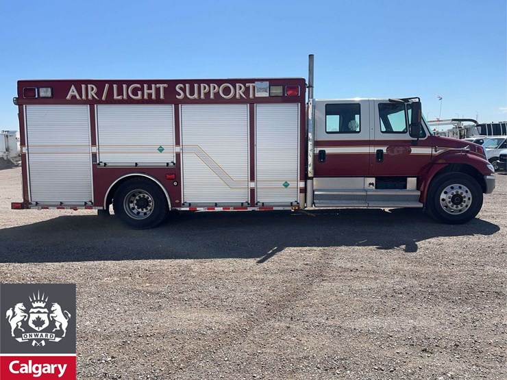 2004-international-durastar-4400-image-7