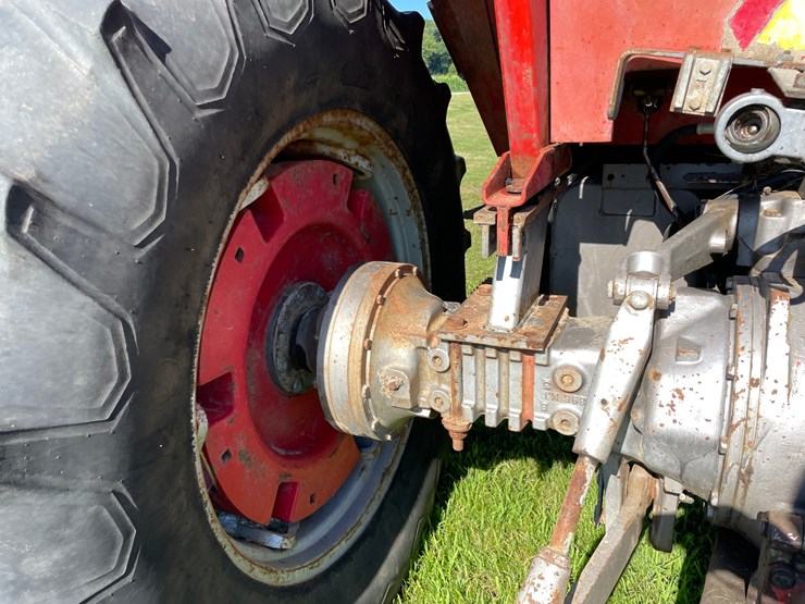 massey-ferguson-1085-image-25