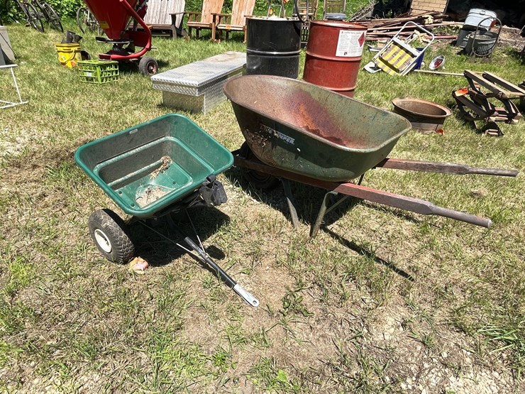#3308-•-true-temper-wheelbarrow-and-estate-pull-behind-spreader-image-7