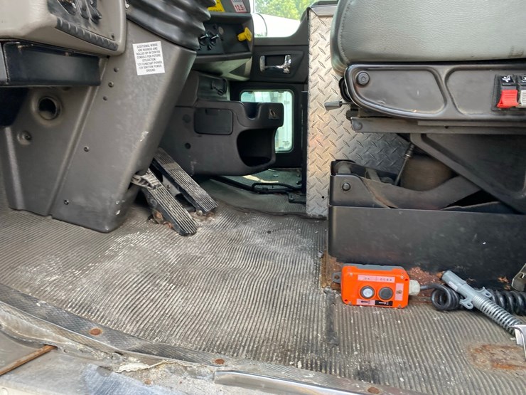 2014-kenworth-t370-bottle-gas-truck-image-53