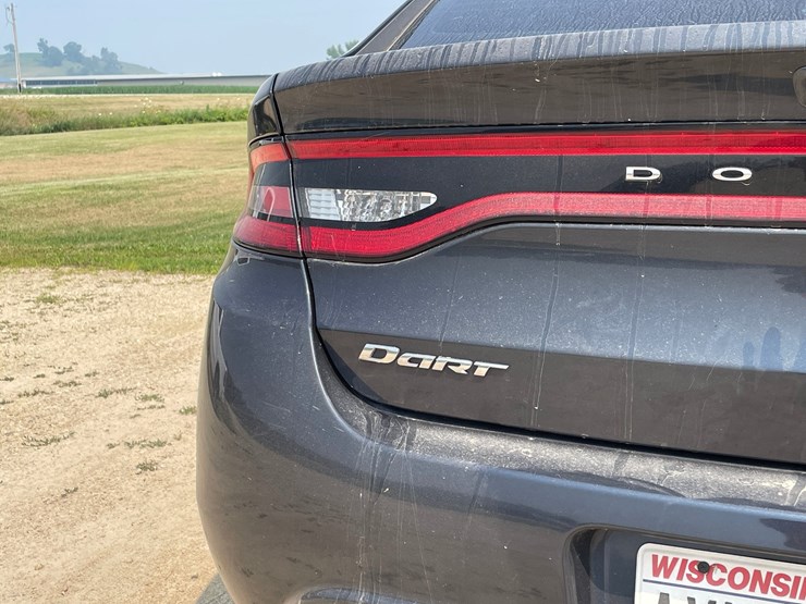 #1012-•-2013-dodge-dart-limited-(has-wi-title)-image-26