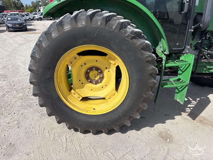 john-deere-6115d-image-26