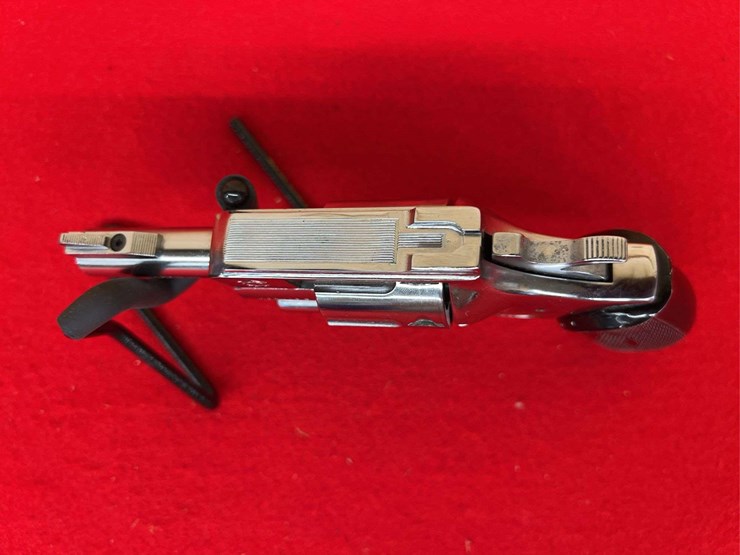 burgo-model-108s-.32-s&w-da-revolver-image-3