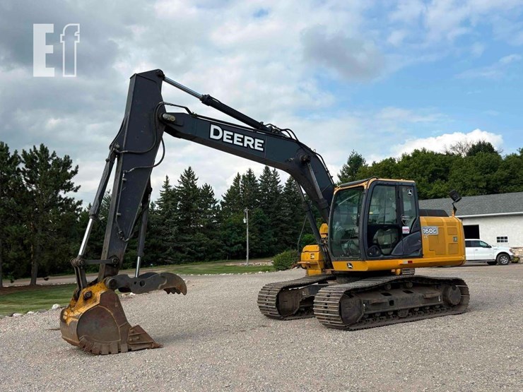 2013-deere-160g-lc-image-1