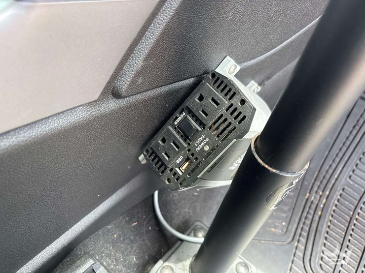 2014-ford-escape-image-24