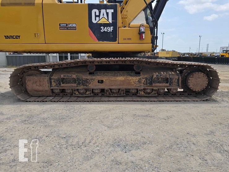 2017-caterpillar-349fl-image-34