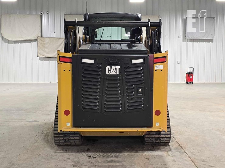2025-caterpillar-255-image-8