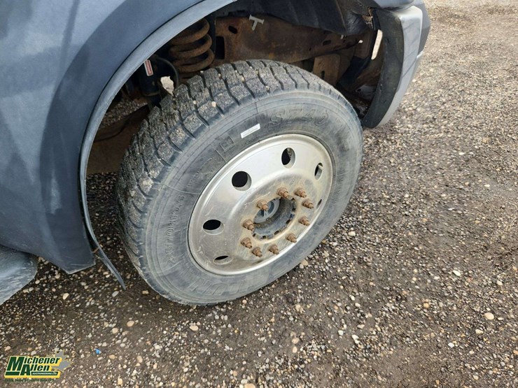 2006-ford-f450-image-22