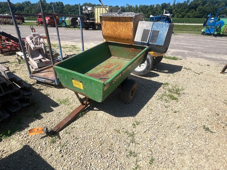 john-deere-10-image-1