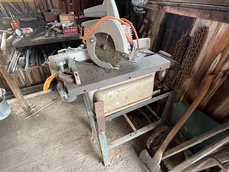 #2338-•-simpson--sears-table-saw-and-black-and-decker-circular-saw-image-1