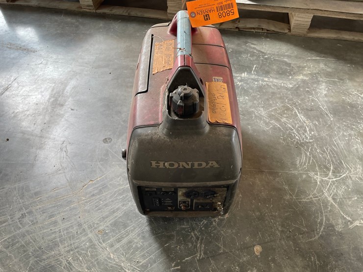 #5808-•-honda-eu2000-generator-image-5