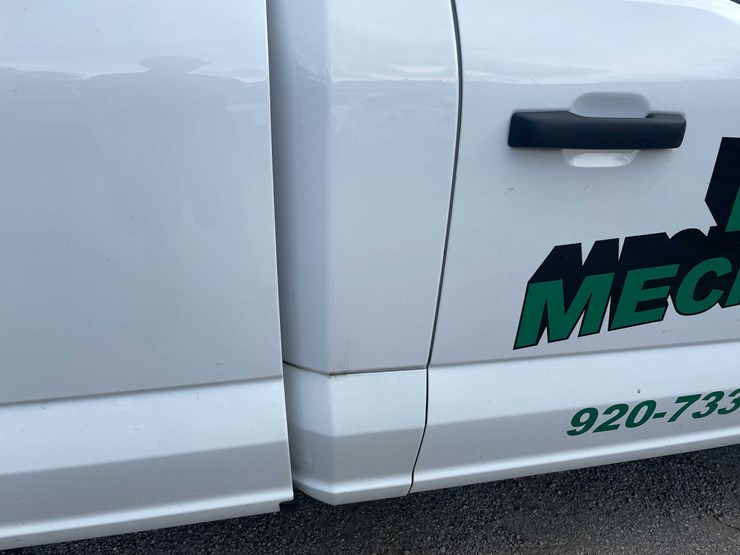 2023-ford-f150-xl-image-20