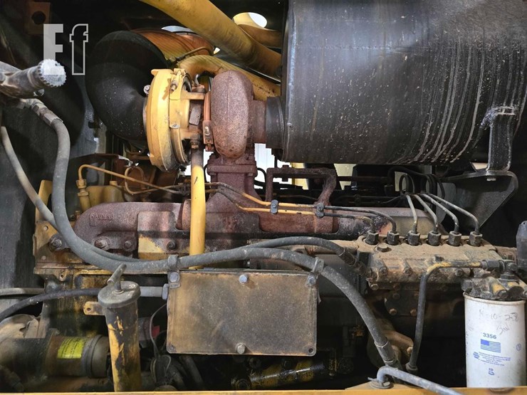 2003-caterpillar-12h-image-25