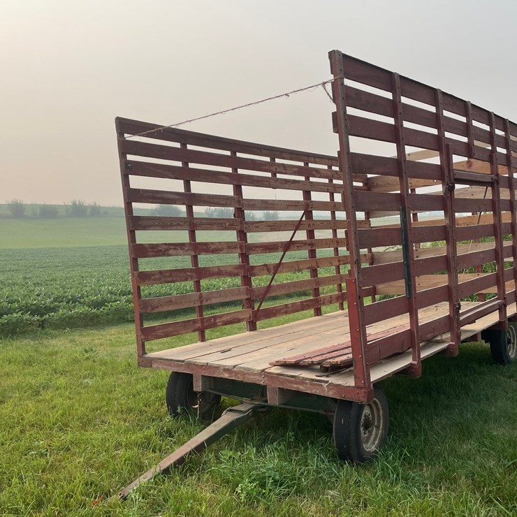 #2268 • 16' Hay Wagon
