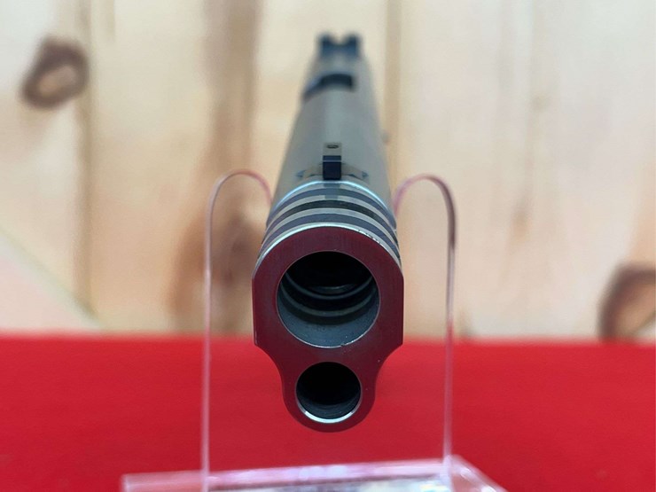 remington-model-1911-r1s-.45-acp-semiauto-pistol-image-6