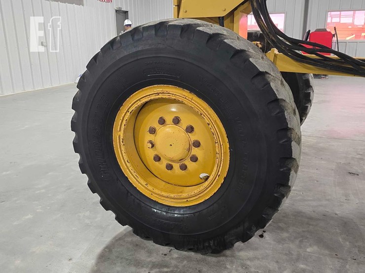 2007-caterpillar-140h-image-28