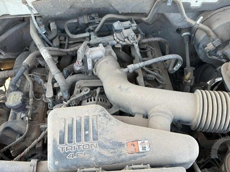 2010-ford-f150-xl-image-20