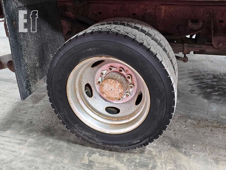 2008-ford-f550-image-24