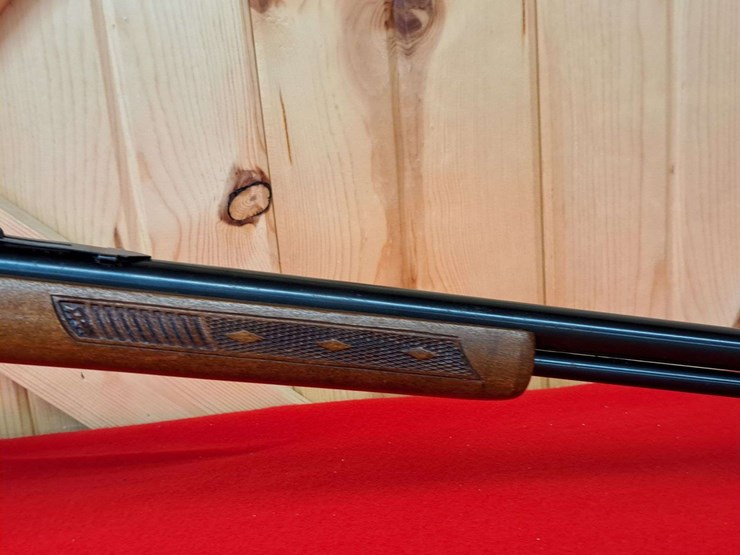 glenfield-.22-model-60-23320910-marlin-glenfield-model-60-.22-lr-semiauto-rifle-image-12