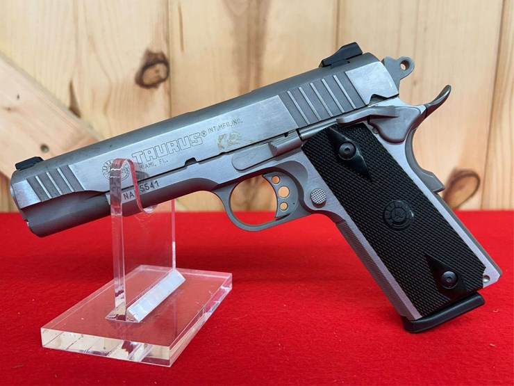 taurus-model-pt-1911-.45-acp-semiauto-pistol-image-2