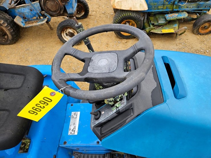 new-holland-45-image-11